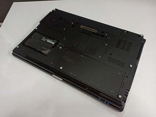 Laptop, HP Elitebook 8540P inteli7 - 6 ram - 480 SSD - 15.6 mat ekran