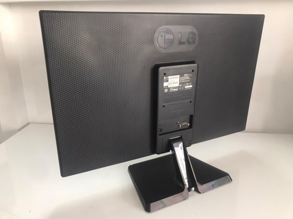 Monitör 23 inç LG Flatron 23EN33 Full Hd Led