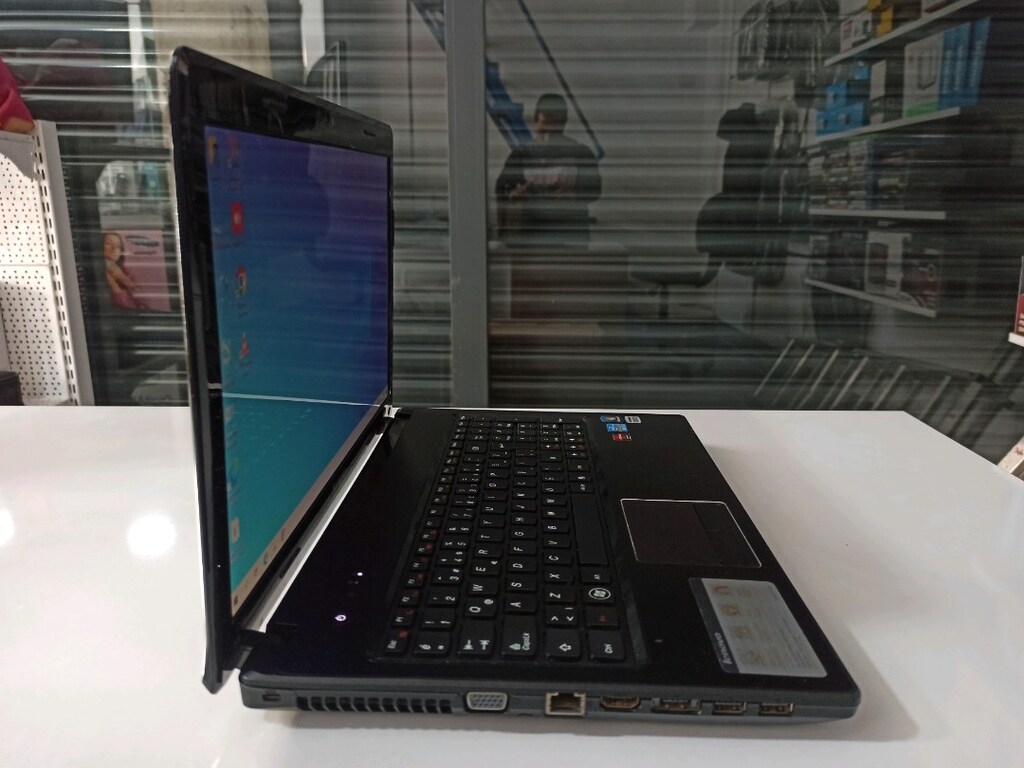 Laptop, Lenovo IdeaPad G570 intel i5 (2.Nesil) - 8 Ram - 240 SSD - Radeon 6300M 1 GB Ekran kartı- 15.6