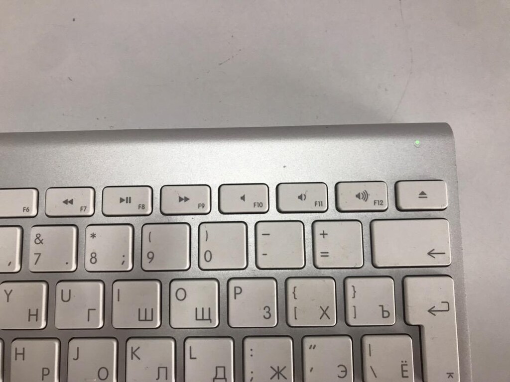 Klavye, Apple Magic Beyaz Klavye A1314