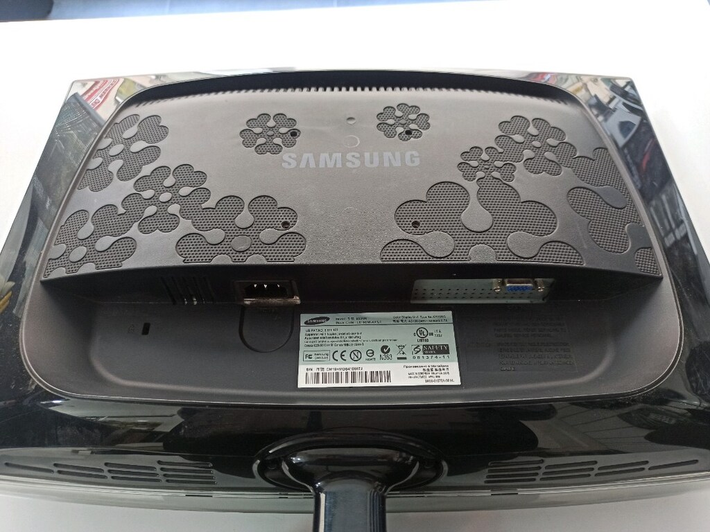 Monitör, Samsung 933 -19inc - 60 Hz - 5 Ms