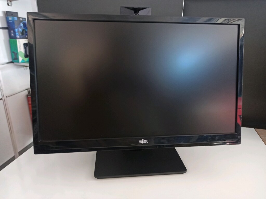 Monitör, Fujitsu Pivot HD 20 inç Hareketli 