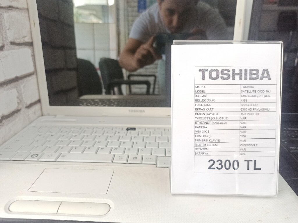 Laptop, Toshiba AMD İşlemcili Uygun Fiyatlı 