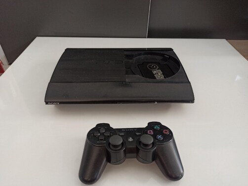 Playstation 3 Superslim 320 GB Tek Kollu 20 Temiz Oyun Yüklü 